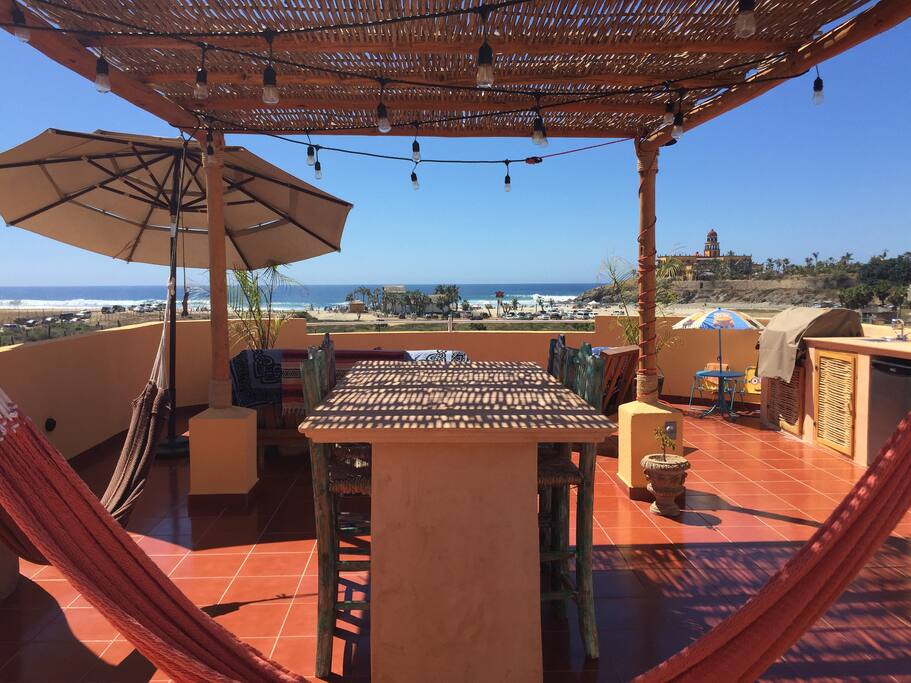 Beautiful roof top deck with mini kitchen!