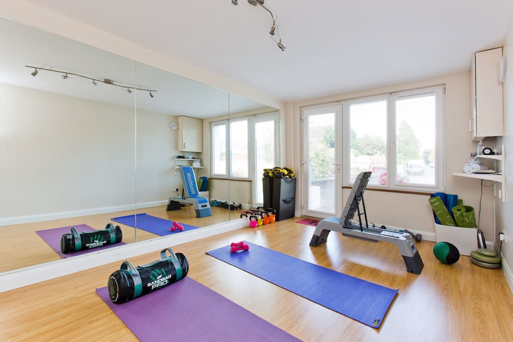 The home-gym is a brilliant space for fitness fans who want to workout but struggle to find the time. With TRX, multiple free weights, Reebok-Step, yoga mats and a sound system, it offers everything you could need to keep in shape on your holiday.