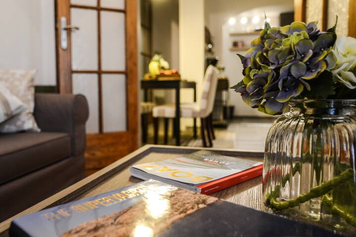 Deluxe Apt 2 – Center of Athens gallery image 2