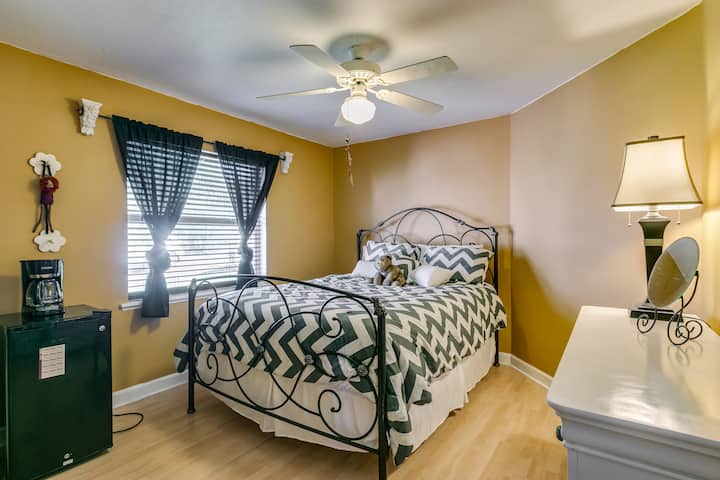 Chumba cha kulala cha wageni mashariki