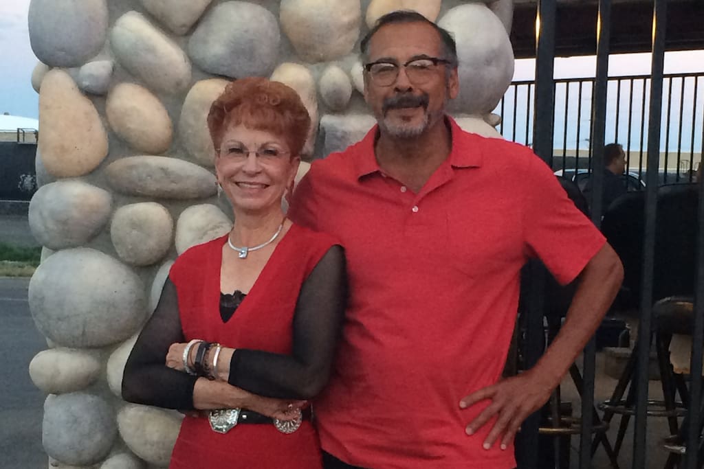 Your hosts: Linda & Salvador