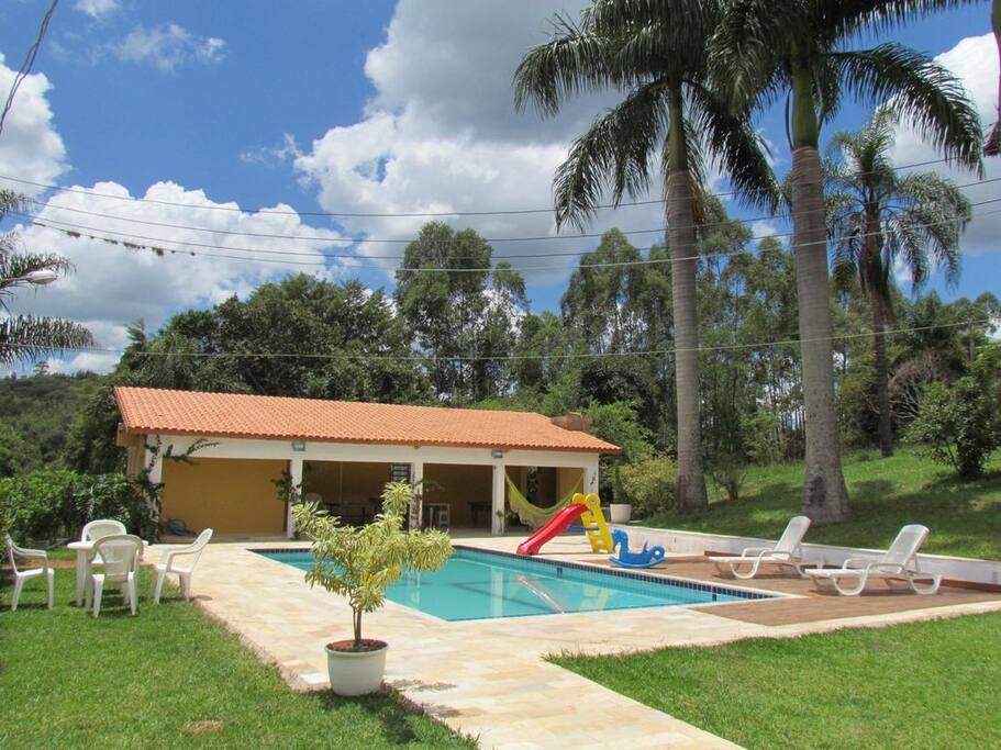 Piscina / Salão de jogos