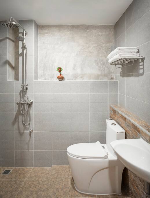 Private Bathroom with hot water and rain shower