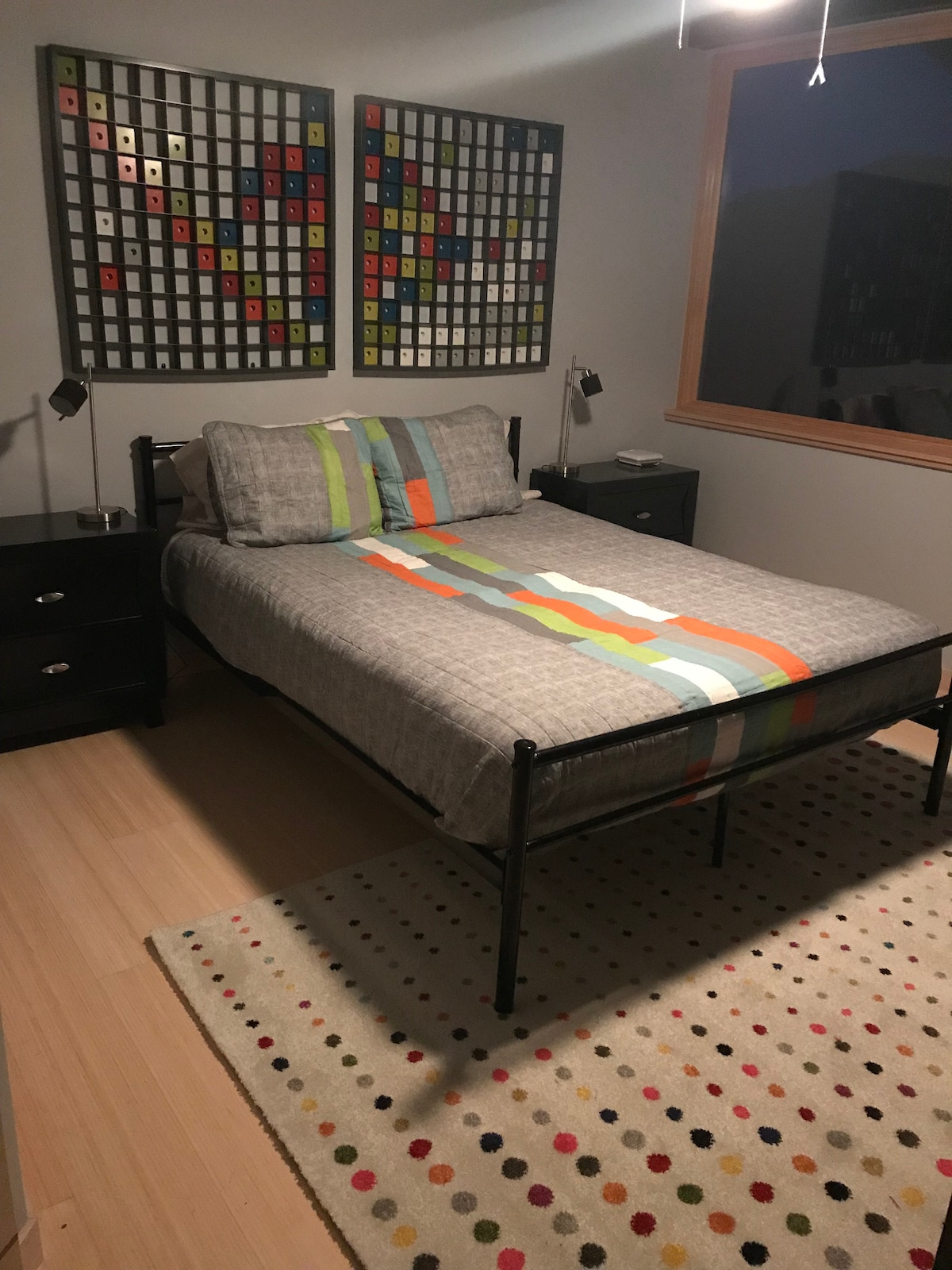 2nd Bedroom with comfortable queen sized bed.