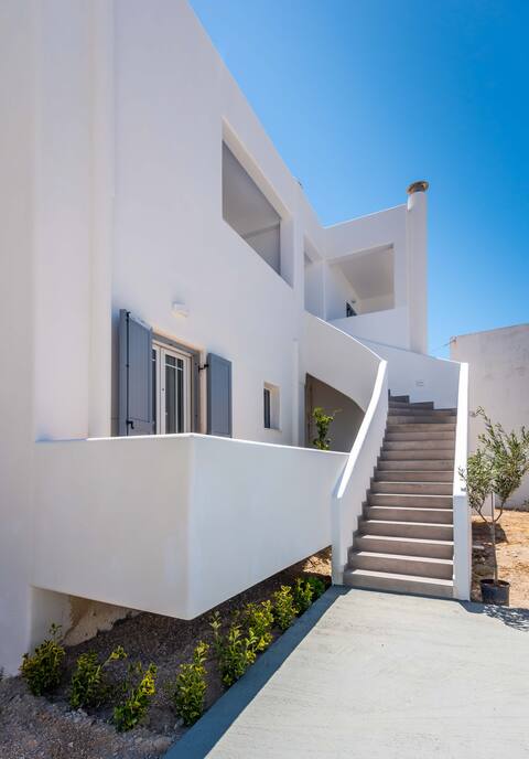 Magma Milos Studios II