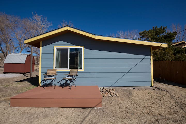 Cottage at Quail Haven - Mountain Views Near Tahoe