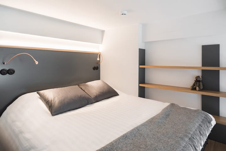 יש יותר משפע של מקום למעלה.