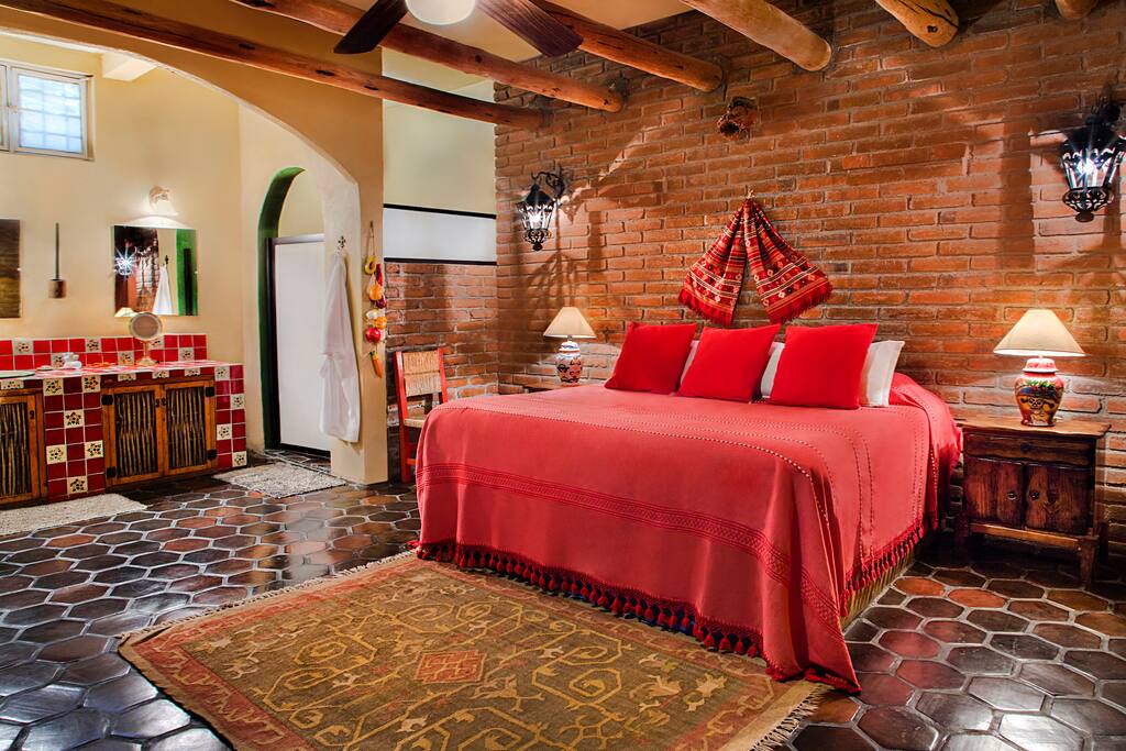 Standard room with A/C