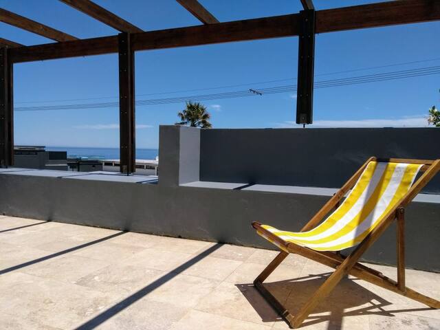 Camps Bay Beach Delight gallery image 4