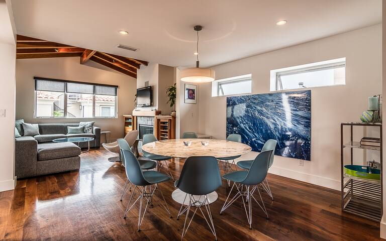 Gorgeous contemporary family beach house