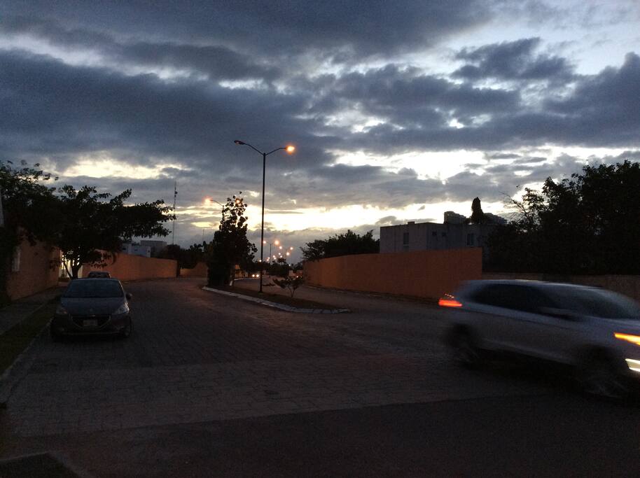 Avenida de la casa.
