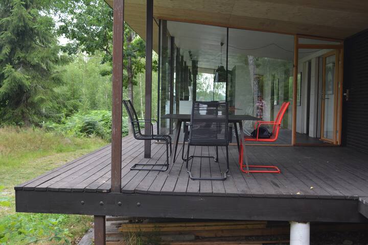 Eastern terrce, nice for breakfast