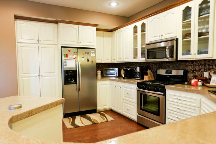 Charming Home Views St Croix River! gallery image 4