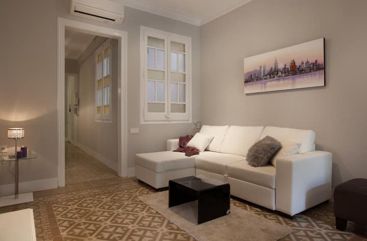 Beautiful apartment to Enjoy the real Barcelona