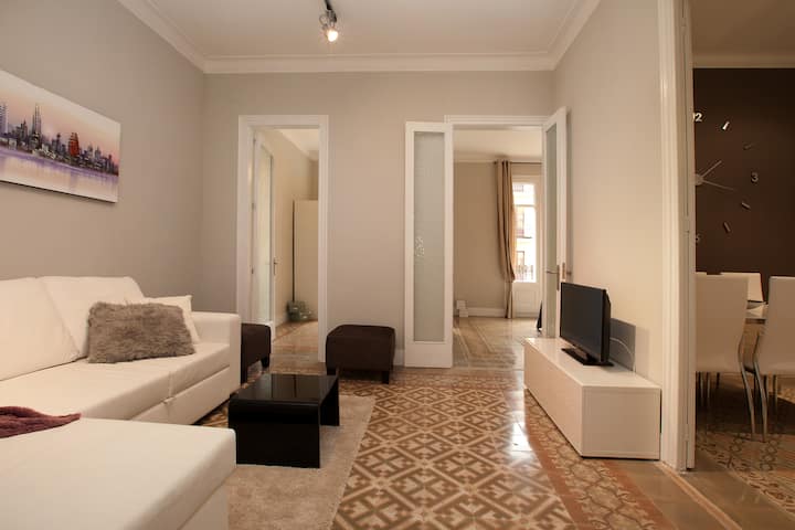 Beautiful apartment to Enjoy the real Barcelona