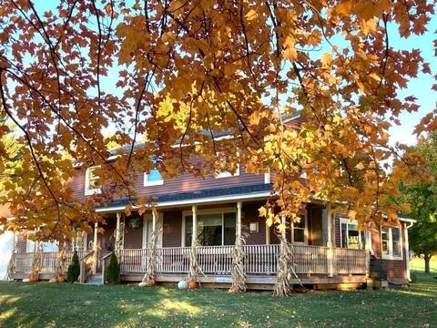 Maple Leaf Acre