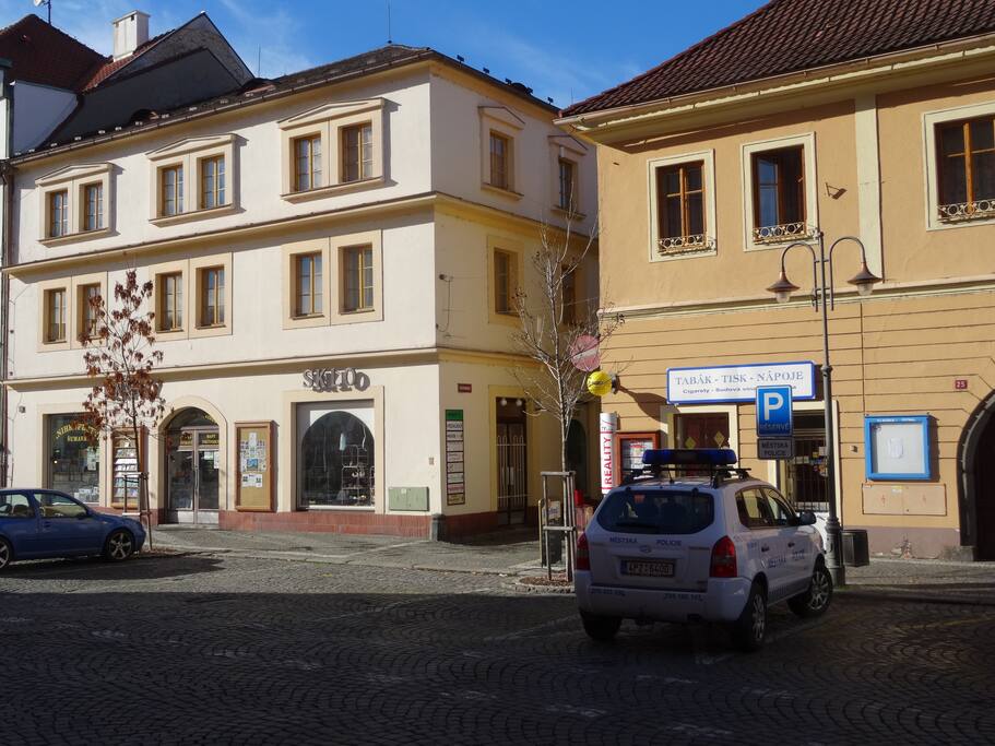 Vlevo - Primabyt, Klostermannova 4