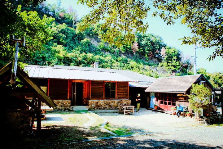 japanese potter house "Wasyugama"  鷲羽窯