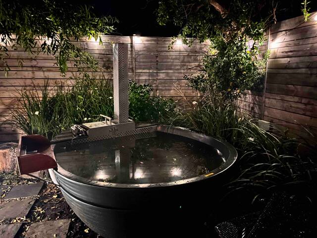 Mussel Inn gallery image 3