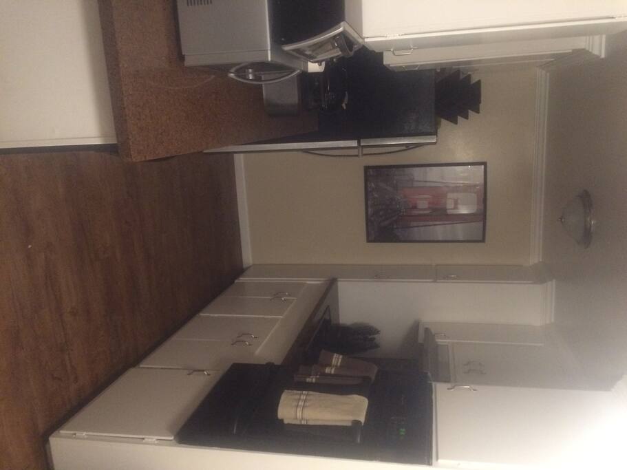 kitchen, granite counters