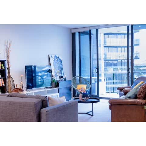 Popular Airbnb listing: @CBD Premium@Parkview 2B2B2Parkin Apt#Gym,Pool,BBQ in City
