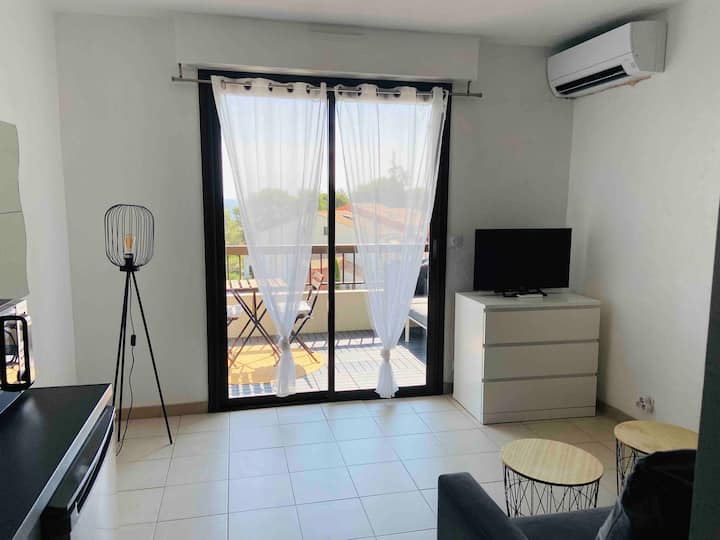 Superbe Appartement En Résidence Avec Piscine - Biot