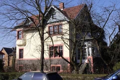 Successful Airbnb property: Stay in an Auerbach Art Nouveau villa in Bensheim