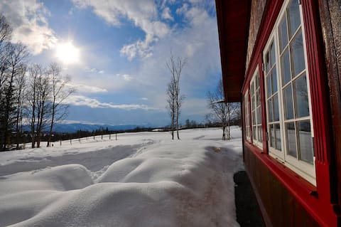 Large cabin with amazing views