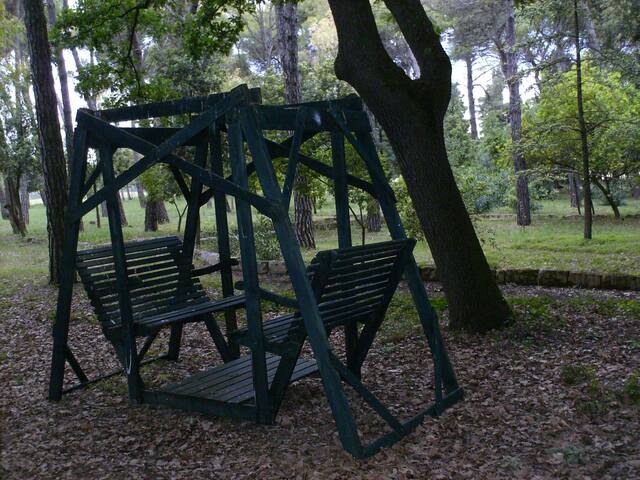 Villa with swimmingpool (whole house) gallery image 5