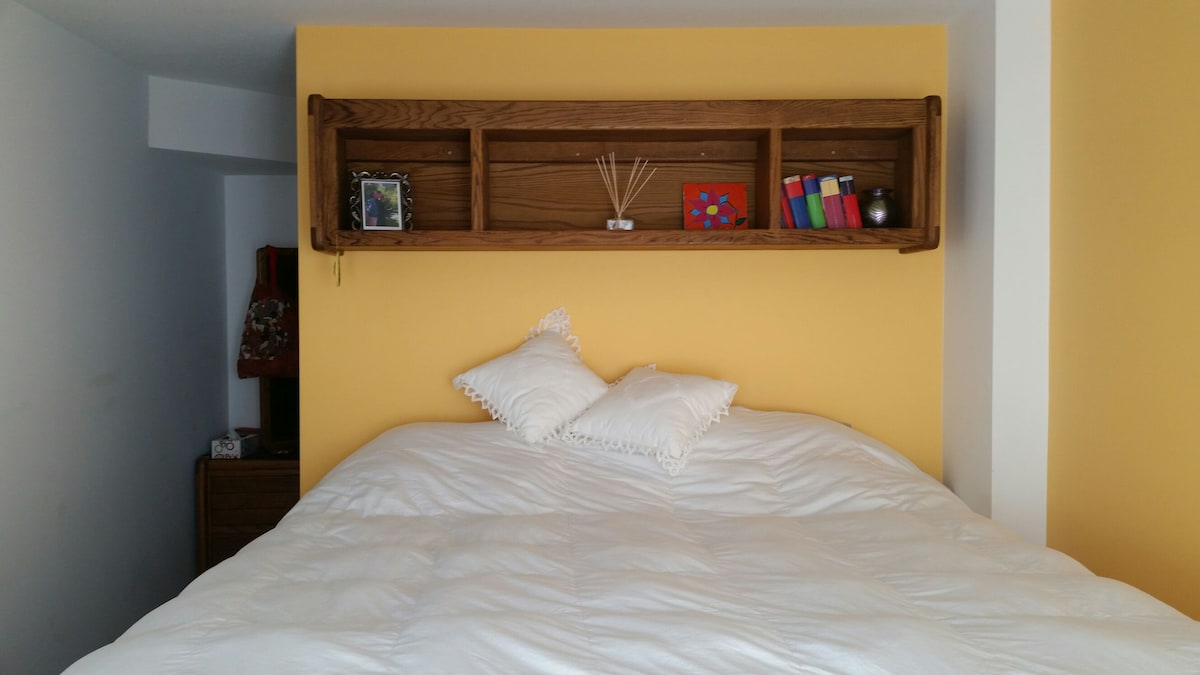 Nuevo hotel tamaño king con ropa de cama hipoalergénica