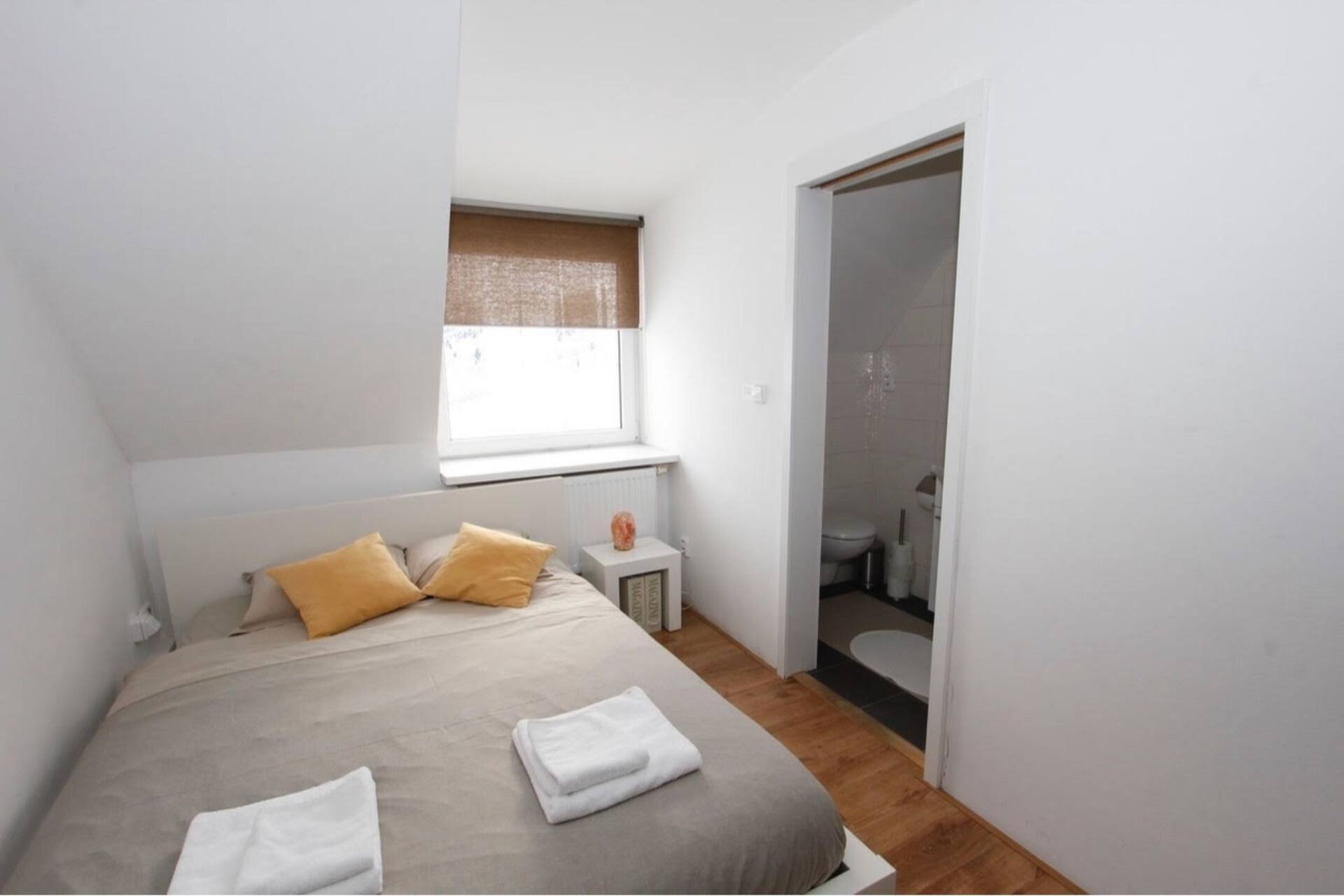 Desfrute desta casa de luxo num ambiente verdadeiramente bonito, perto de Nové Mesto — foto 3
