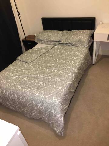 Double Ensuite, near Stadium, Central,Free Parking