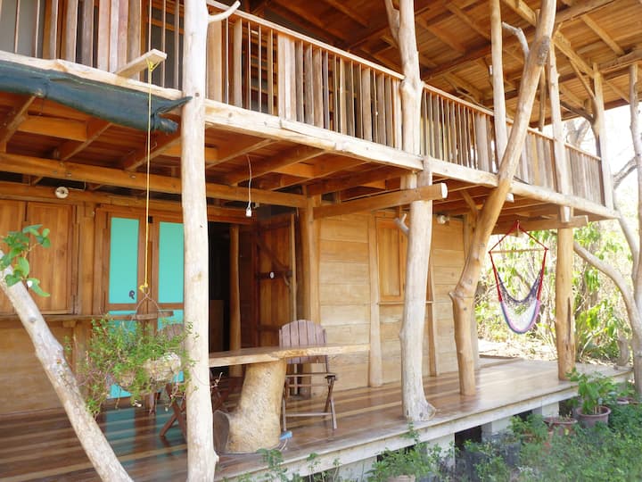 Teak house w/ secluded beach in jungle setting