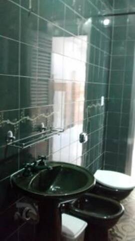 Seu Lar em Copacabana Ap Gigante p/ Grandes Grupos gallery image 5