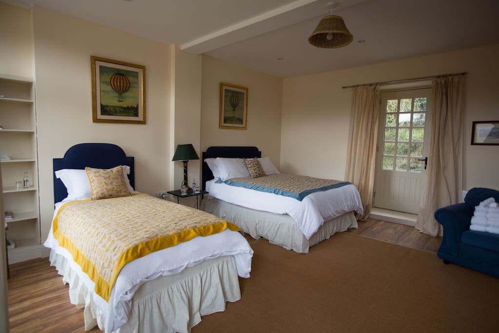 The Coach House - Triple Room