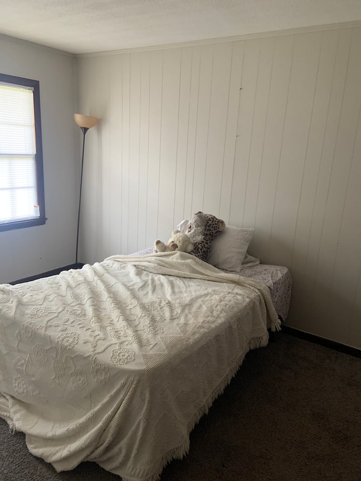 Shy Extra Room For Guest - Jacksonville, NC