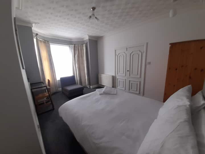 Downstairs bedroom 4