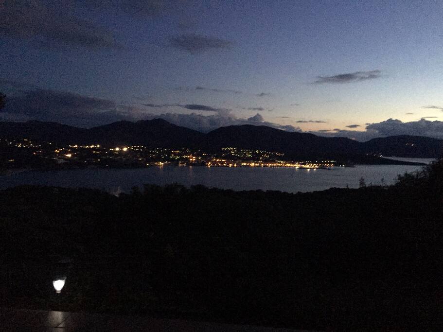 vue nocturne depuis la villa