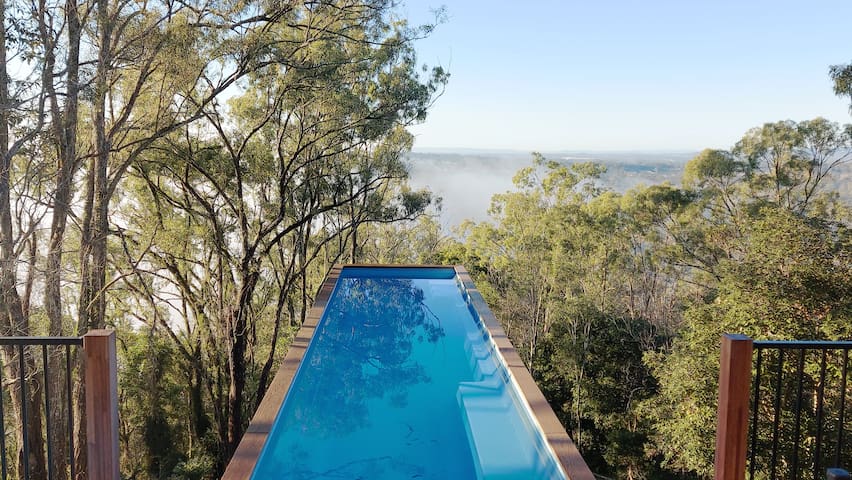 Barnes Hill Retreat Close to Nature