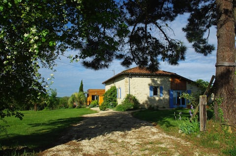 Holiday Cottage Gascon in the countryside: Le Bonheur sur la colline