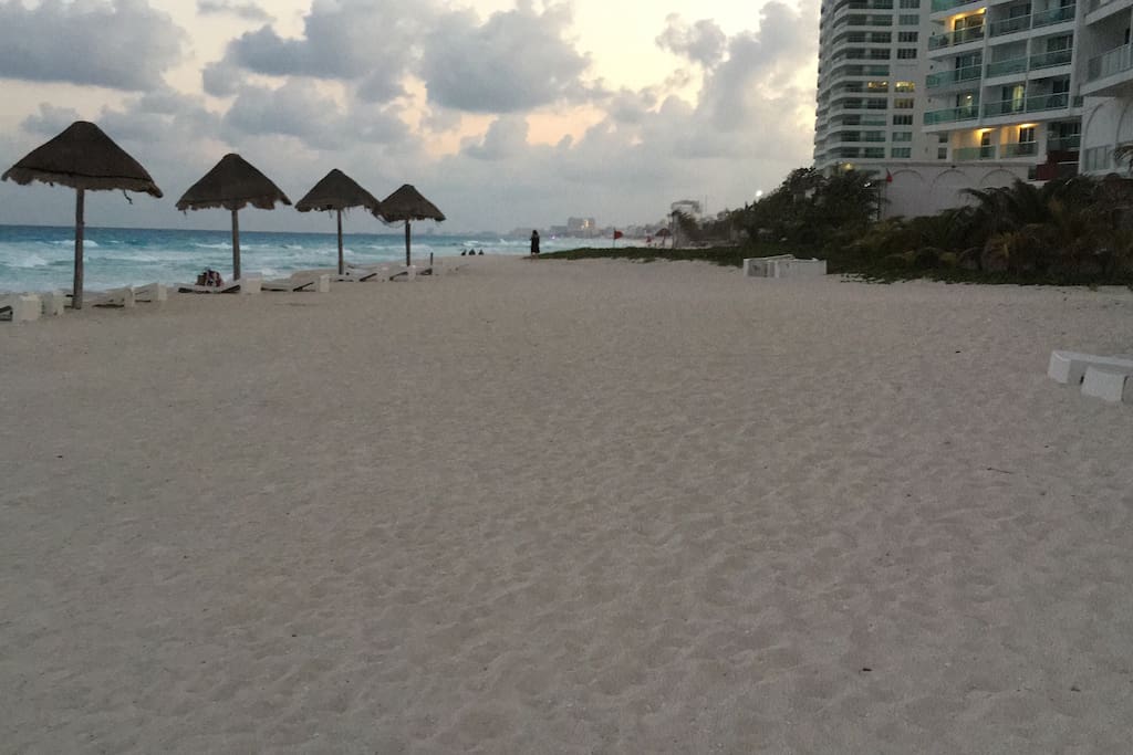 Una de las mejores playas del lugar, tranquila y bellísima vista