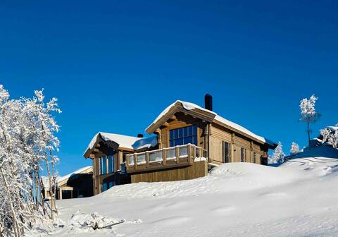 Lekker og hyggelig tømmerhytte på Kvitfjell