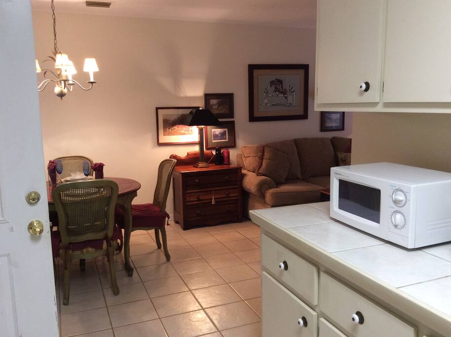 full kitchen