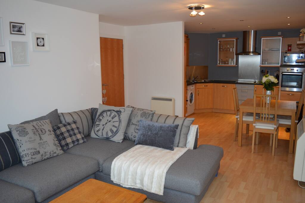 Open plan Lounge, Dining Room & Kitchen