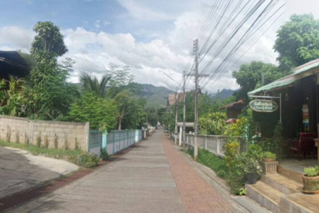 360' View place.