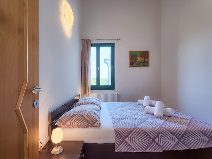 Chambre avec lit double 160x190