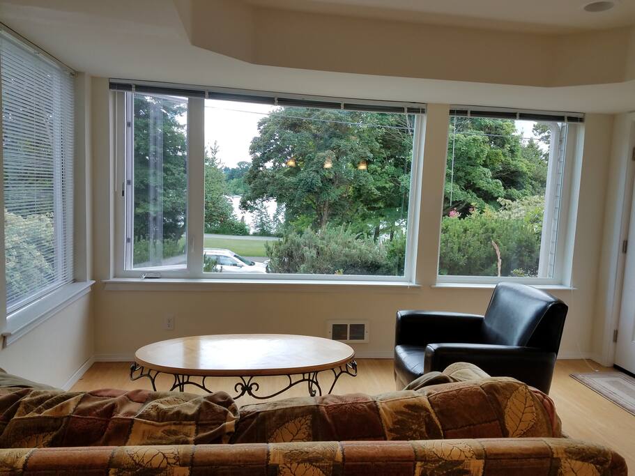 Living room w/ Lake view