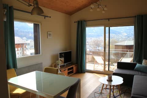 Annonce Airbnb populaire: Design and cosy flat - 50m gondola à Briançon