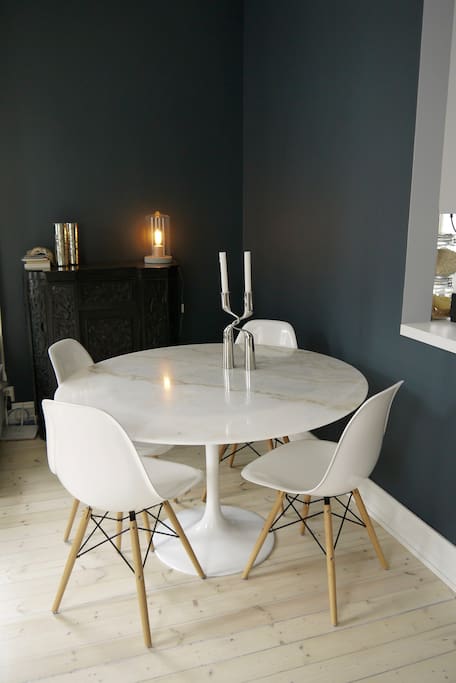 The marble dining table is ideal for tempering chocolate or kneading bread, if so inclined!
