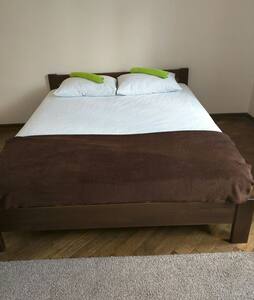 Room in the Center with WI-Fi (1)